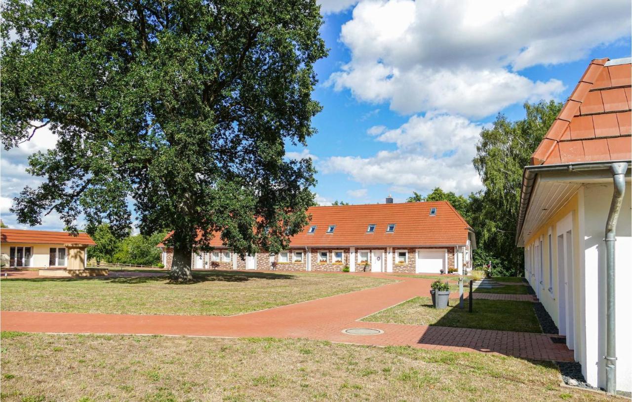 Lovely Apartment In Passow Ot Charlottenho Zahren Exterior foto