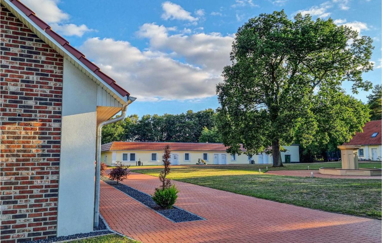 Lovely Apartment In Passow Ot Charlottenho Zahren Exterior foto